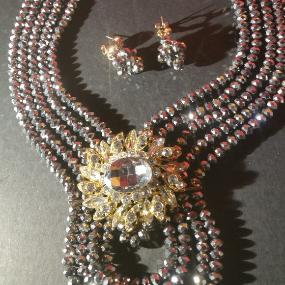 Handmade Hand strung 3 Piece Statement Set GREY - Picture 3 of 8